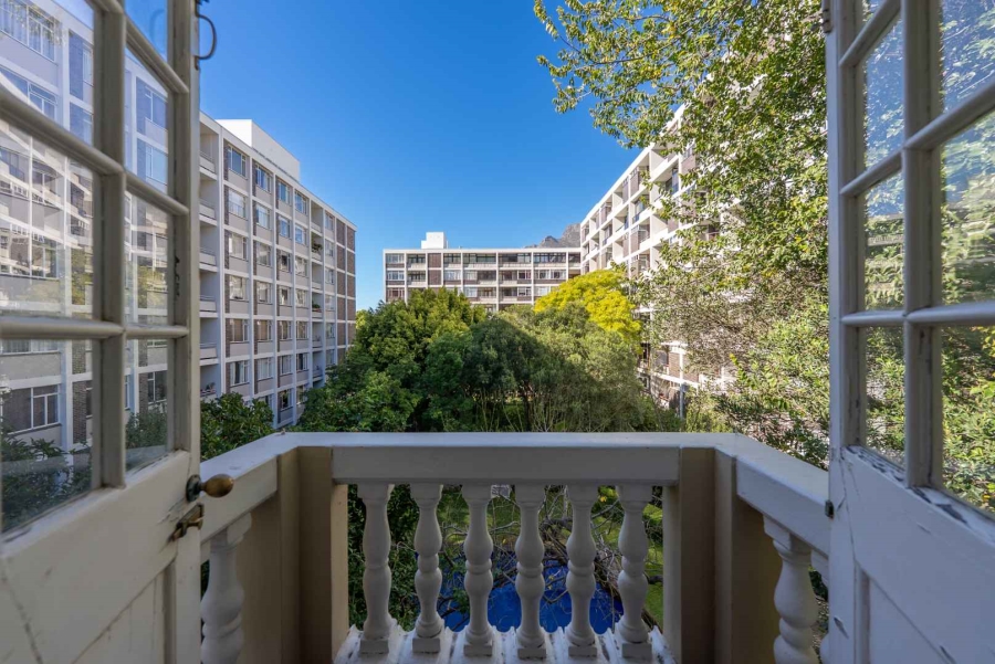 2 Bedroom Property for Sale in Cape Town City Centre Western Cape